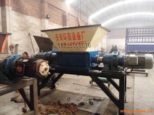 天奇高強(qiáng)力雙軸撕碎機(jī) 多功能金屬撕碎設(shè)備實現(xiàn)高產(chǎn)高效